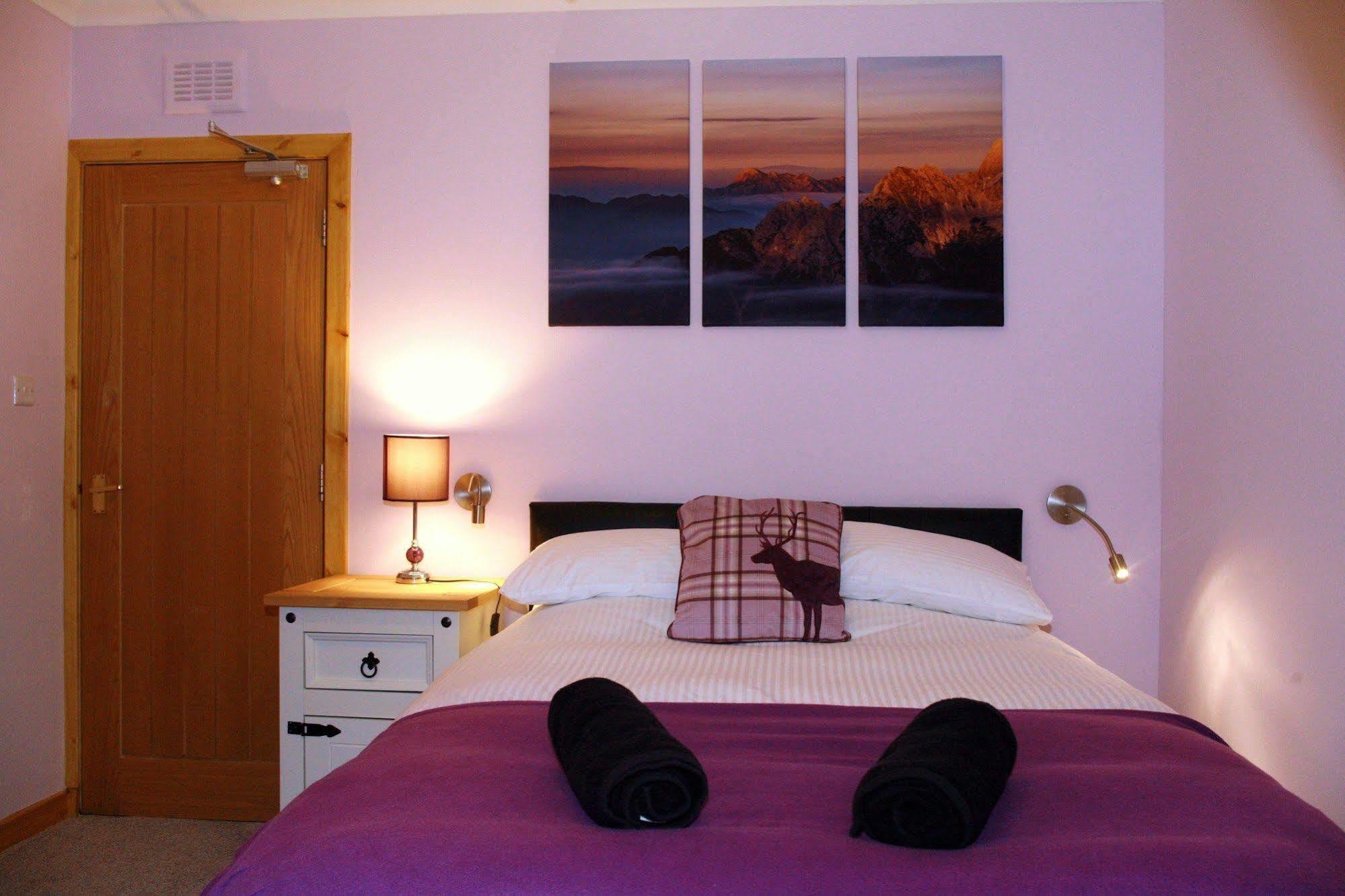 Glenlochy Nevis Bridge Apartments Форт-Вільям Екстер'єр фото